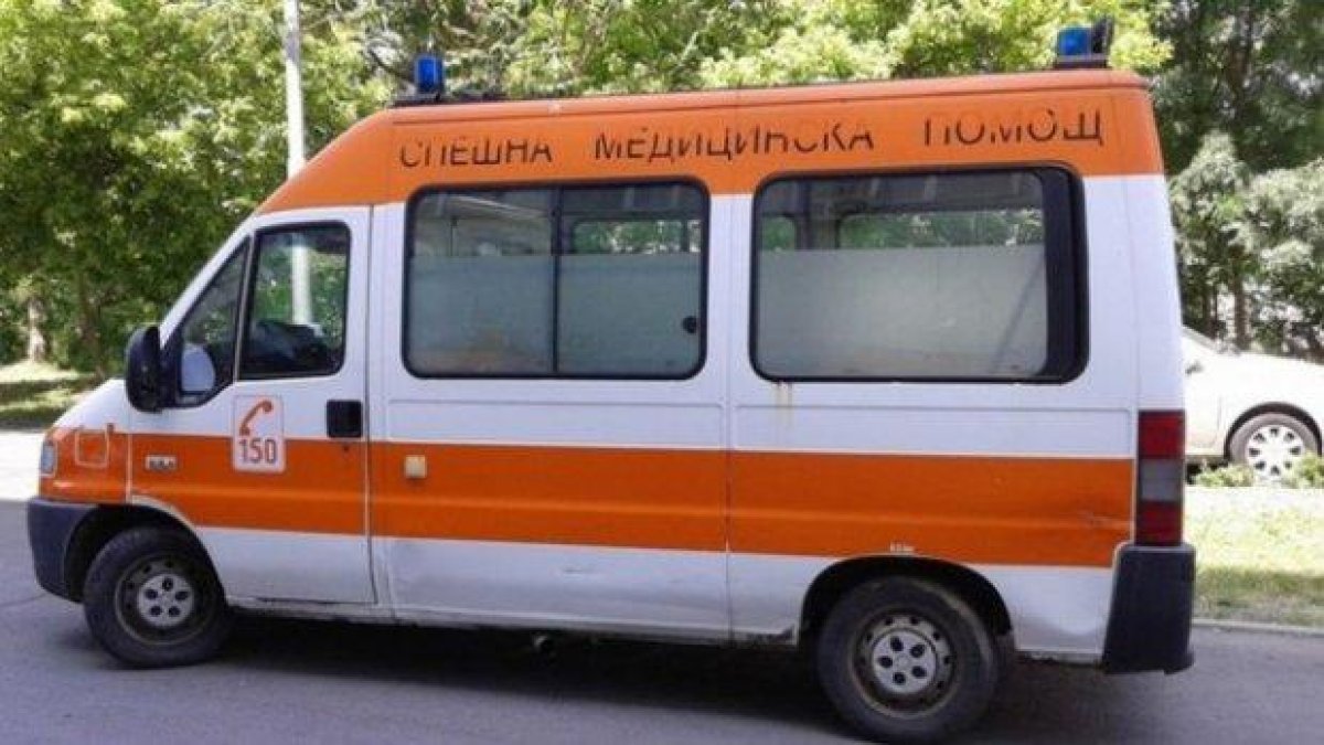 Заляха жена с киселина в София