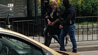 "Хванаха" кметицата на "Младост" Десислава Иванчева с подкуп от 70 000 евро (видео)