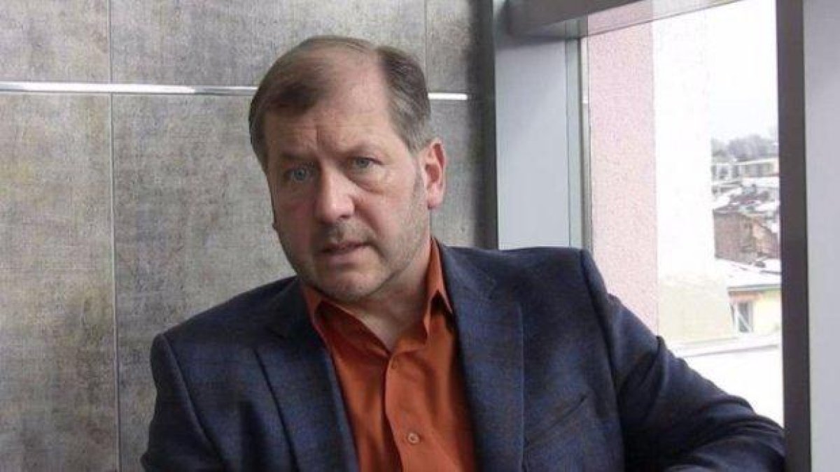 Шумният арест като индикация за натиск и показност