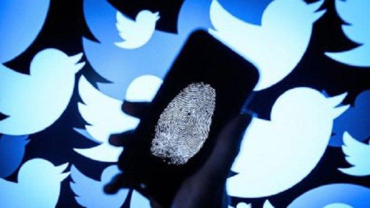 Twitter призова потребителите да сменят паролите си