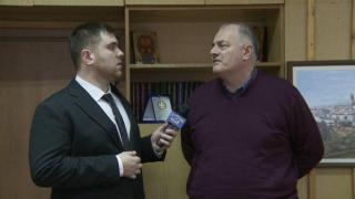 Кмет увърта, че не знае за мега строеж на морския бряг в общината му