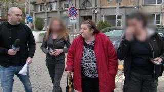 Боби Ваклинов и служители на МВР изненадаха жената-документ