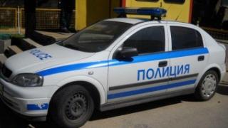 Полицаи хванаха пиян шофьор, тръгнал да кара деца на екскурзия