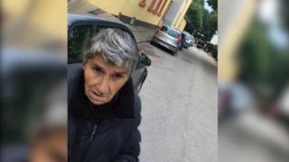 Нагла баба върти „безплатен“ паркинг за левче
