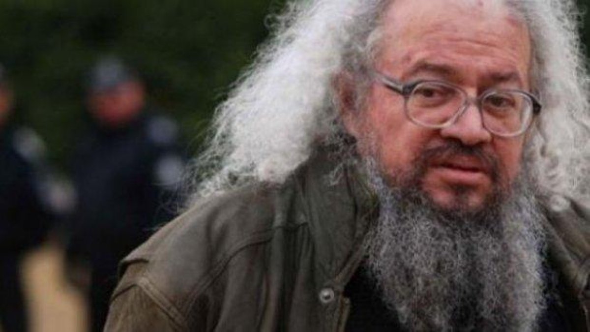 Босия след 40 дни глад: Сам съм, заграден от маса без лице