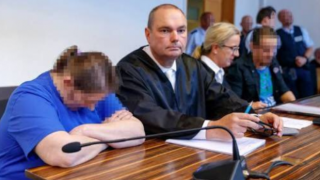 Майка насилвала детето си и продавала клиповете