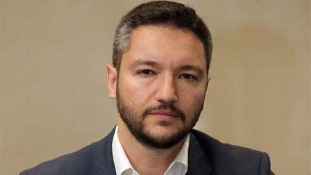 БСП иска оставката на Порожанов заради спрения търг за чумата
