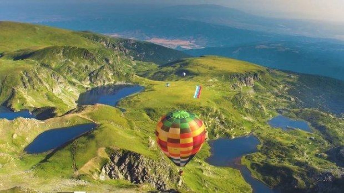 Не е ли време да се спре съсипването на Седемте Рилски езера?