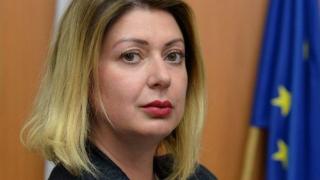 Кой взе парите, за да не "гърми" Търговският регистър