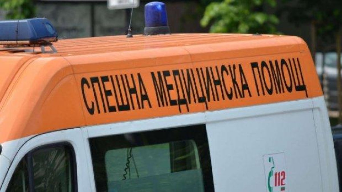 Шофьор блъсна трима младежи в Петрич, опитвайки дрифтове