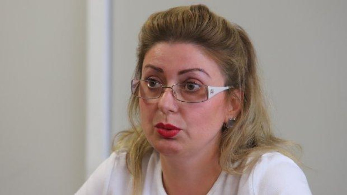 Шефката на Търговския регистър си тръгна преди да оправи кашата