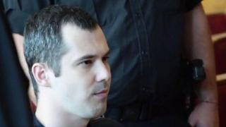 23 г. за убиеца на малката Дамла. Родителите крещят: "Смърт" (видео)
