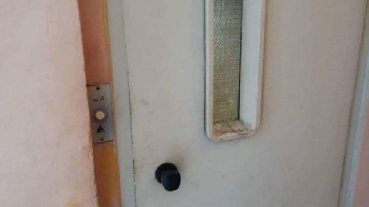 Детето, починало в асансьор, отивало на урок, колелото му го затиснало