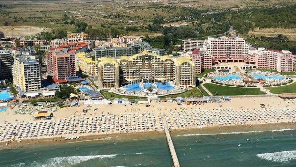 Служителка разказа за терор над персонала в хотел в „Слънчев бряг”