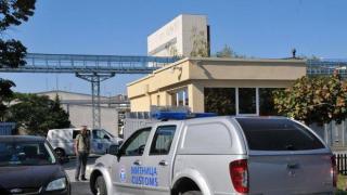 "Винпром Карнобат": Задължение на митничарите е да пломбират кранове