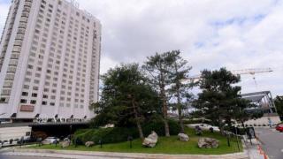 Данъчните повторно запечатаха хотел "Маринела"