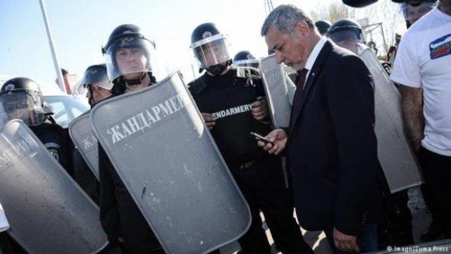 Един уж вицепремиер в една уж цивилизована държава