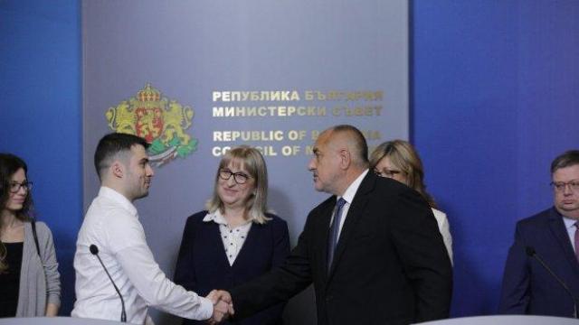 САЩ оттеглят искането за екстрадиция на Желяз Андреев