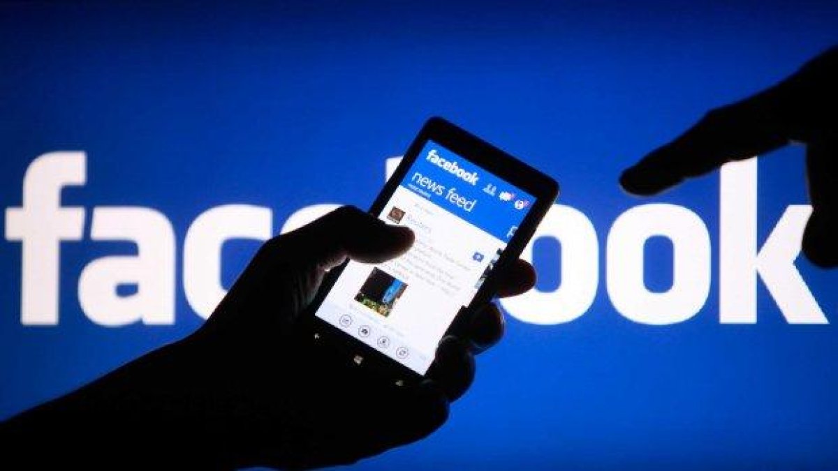 Растежът на Facebook се забавя и през третото тримесечие на годината