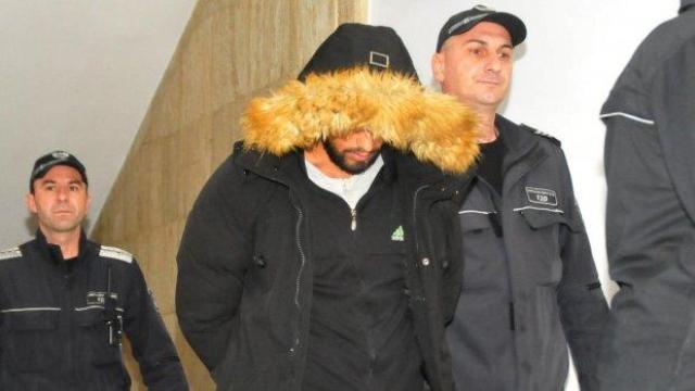 18-годишният, прегазил 2 жени в Карнобат, иска свобода срещу подписка