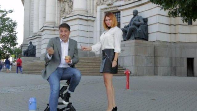 В студентската телевизия носиш кафе и ставаш известен? (видео)