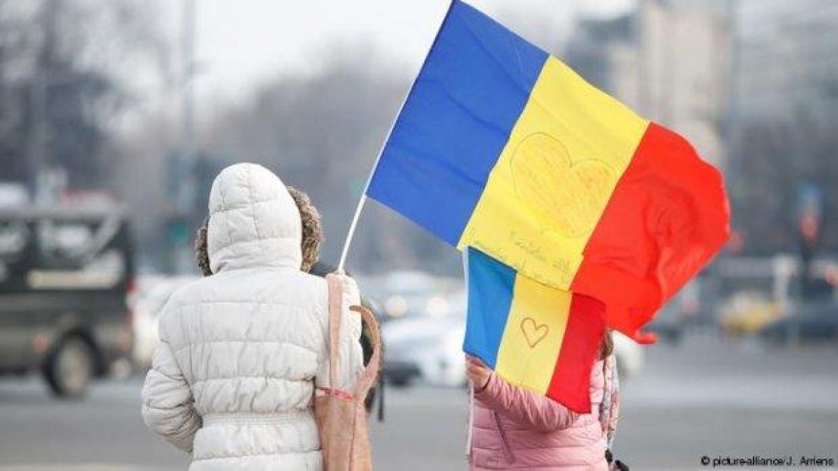 Как демокрацията в Румъния "катастрофира"