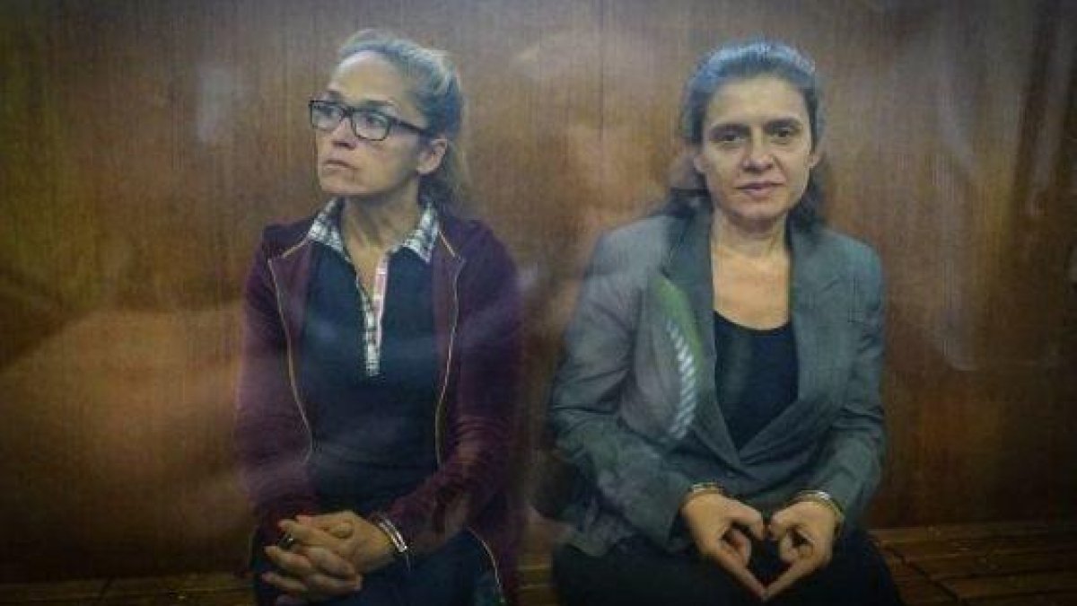 Спецпрокуратурата иска Иванчева и Петрова да не напускат страната