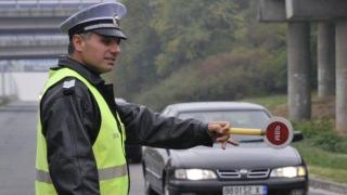 Слагат ПОС-терминали в патрулките, ще плащаме глобите веднага?