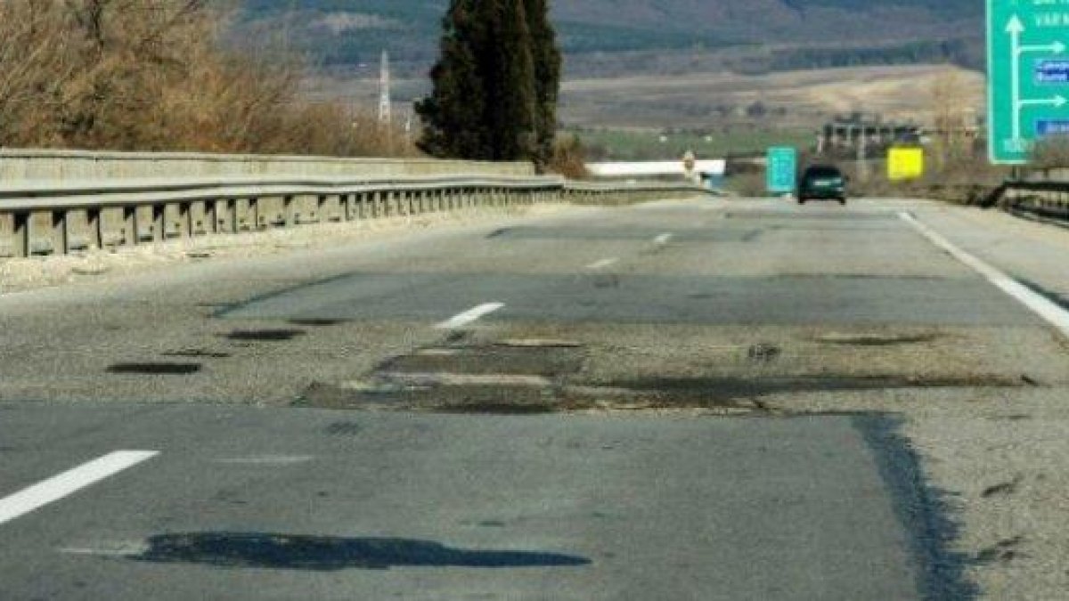 БСП иска Брюксел да провери дали магистралите ни са качествени