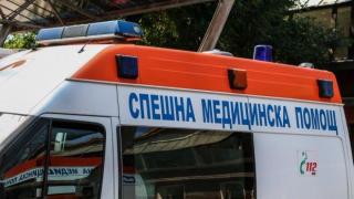 Жена в Русе падна в дупка с вряла вода и получи тежки изгаряния