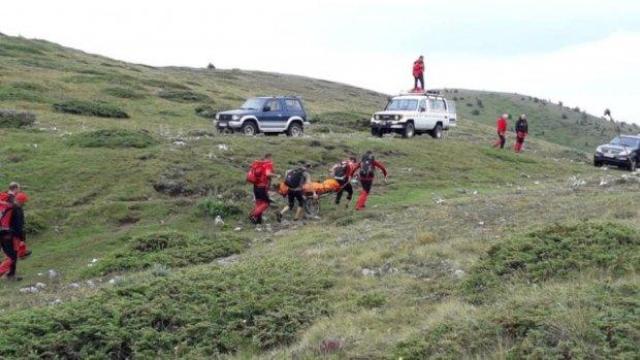 25 души участваха в акция за спасяване на мъж, паднал в Пирин