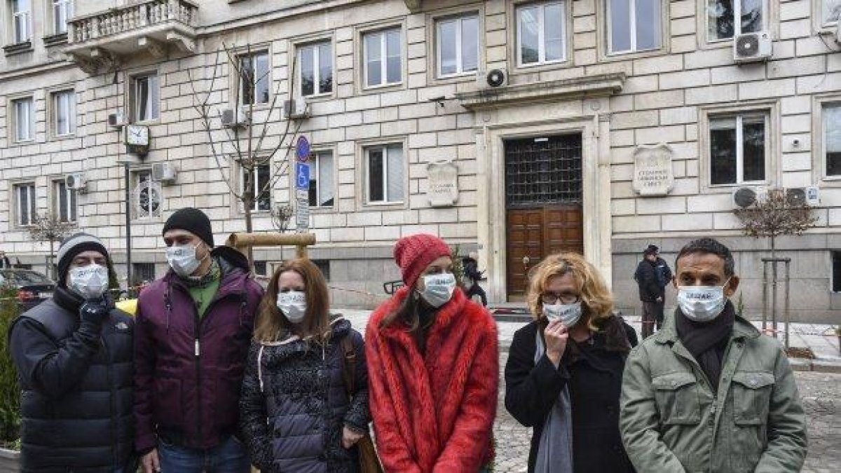 Десетки протестираха срещу мръсния въздух в София