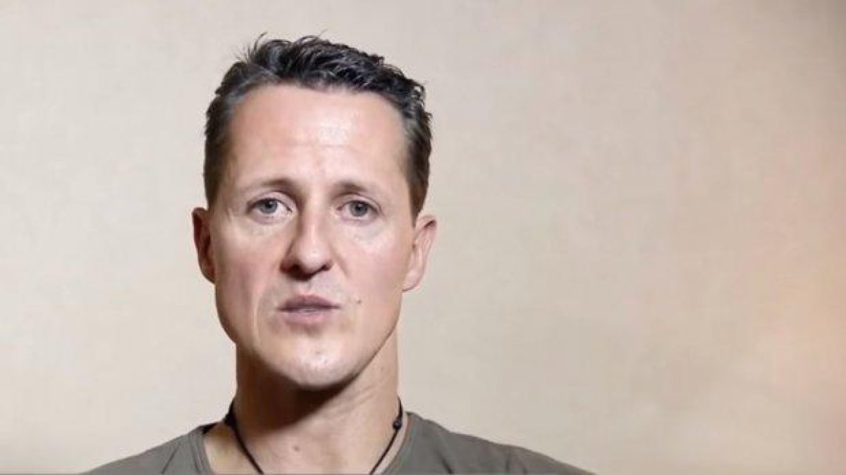 Михаел Шумахер се подобрява, твърдят в Англия