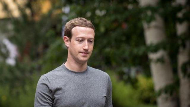 Зукърбърг раздавал личните ни данни на Microsoft, Amazon и други