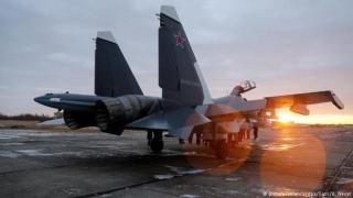 Русия прехвърля самолети в Крим: Започва ли война?