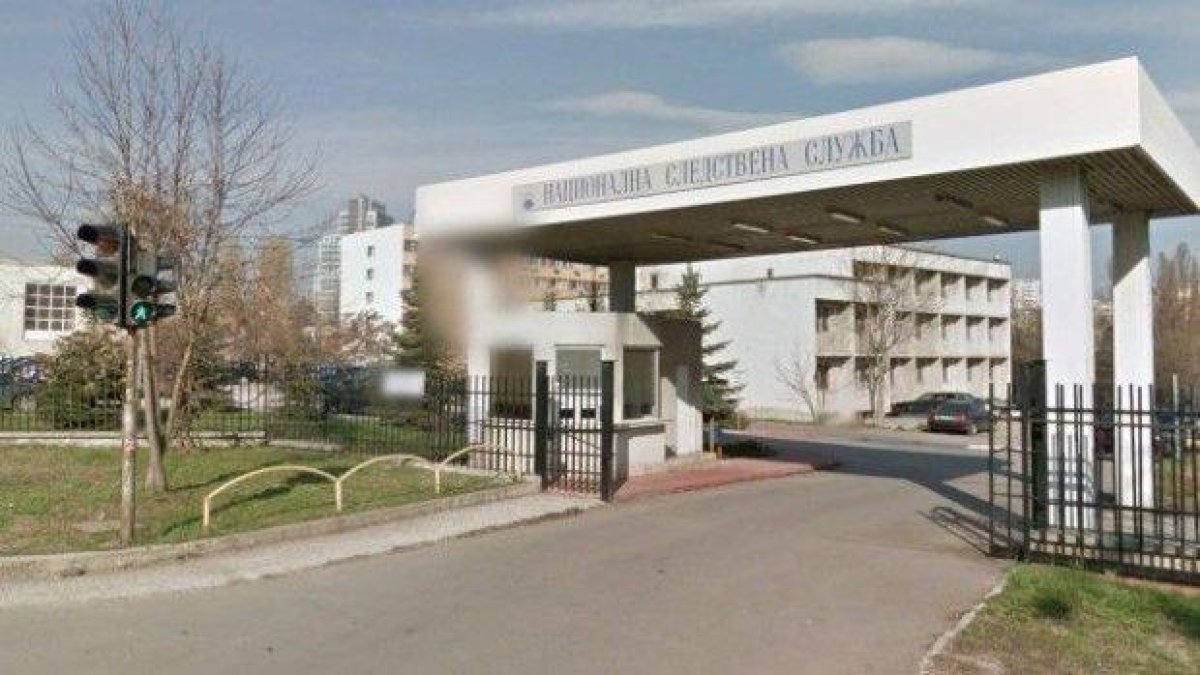 Осъждан за убийство успя да избяга от сградата на следствието
