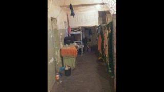 Снимки показват страшна мизерия в затвора в Пазарджик (видео)
