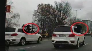 Мъже с калашници и джипове стреснаха Асеновград (ВИДЕО)