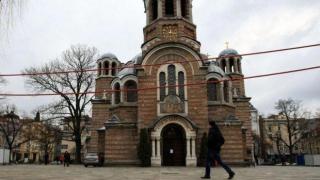 Вандали надраскаха църквата "Св. Седмочисленици"