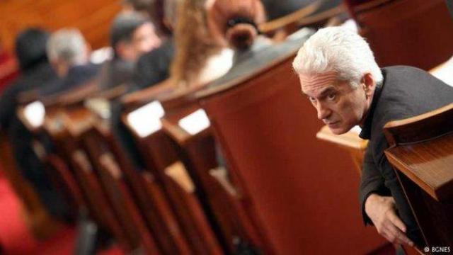 "София, тая отровна готварница"*