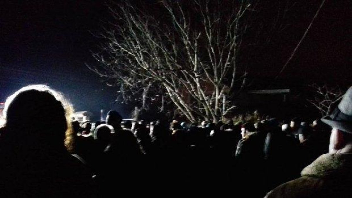 Пети ден на протести във Войводиново, присъединяват се и парашутисти