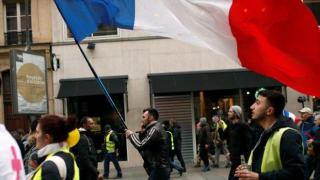 Пореден протест на "жълтите жилетки" в Париж, 29 души бяха арестувани