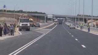 Откраднаха над 50 м парапети и мантинели от надлезите на АМ "Марица"