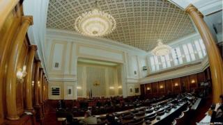 НС пита службите има ли чужди престъпници с българско гражданство