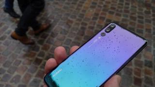САЩ повдигнаха обвинение срещу Huawei