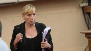 Елена Йончева обяви афера "Ало, Банов"
