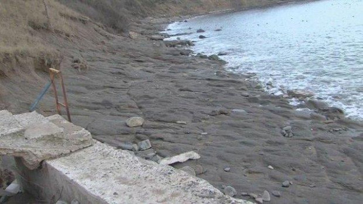 Хората в Черноморец негодуват срещу рибарското пристанище