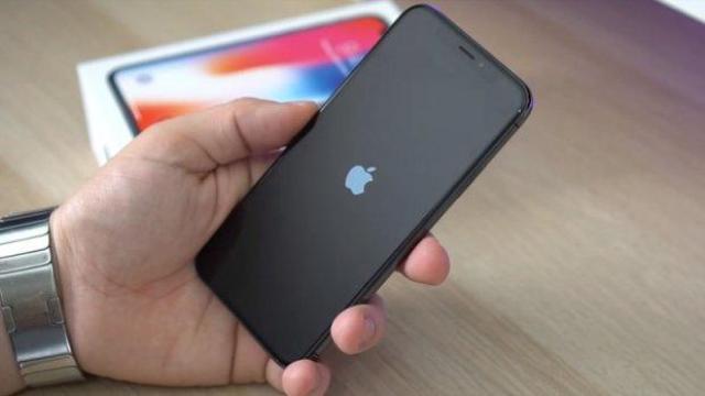 Ройтерс: 10 държави могат да следят всеки един iPhone