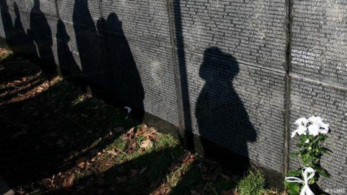 Историята на моя чичо Кольо