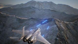 Ace Combat 7 превръща напрегнатите битки в забава! (видео)